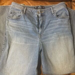 Hollister Ultra High Rise Dad Jean 15R w32 L31 tall GIRLS JUNIORS LADIES